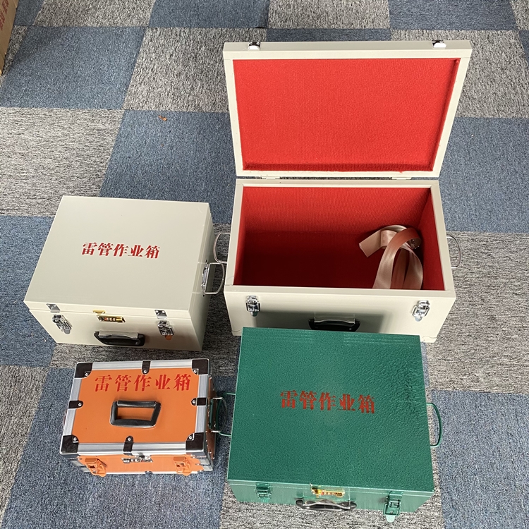 中原镇爆破工程作业箱如何选择？玻璃钢与传统材质的全面对比
